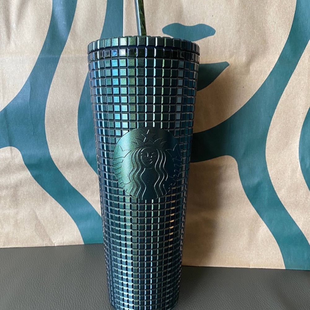 STARBUCKS Green Tumbler Winter 2021